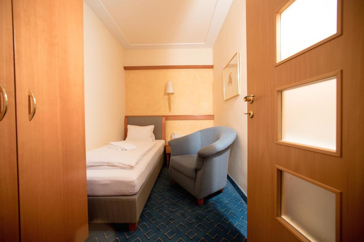 סנט רופרכט אן דר ראב Hotel Locker & Legere מראה חיצוני תמונה